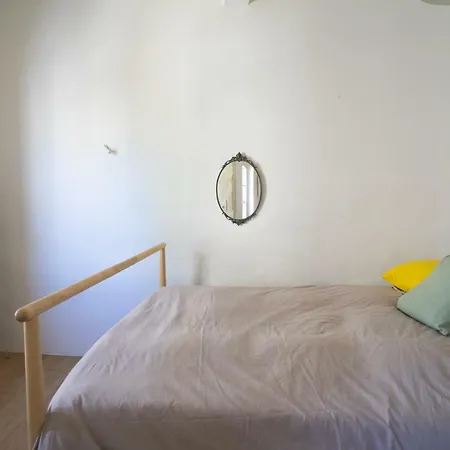Apartment Centre